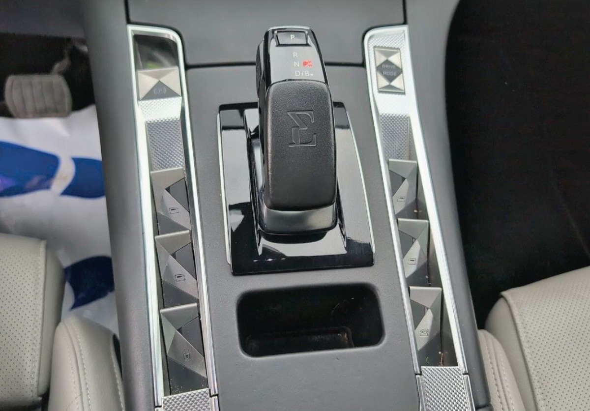 DS Automobiles DS 7 Crossback